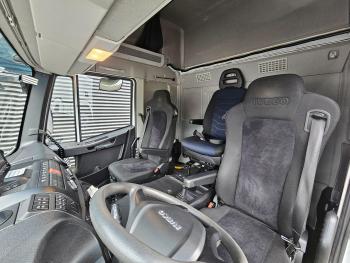 Iveco EURO CARGO 220 / LES / SCHOOL / FAHRSCHULE / CLOSED BOX